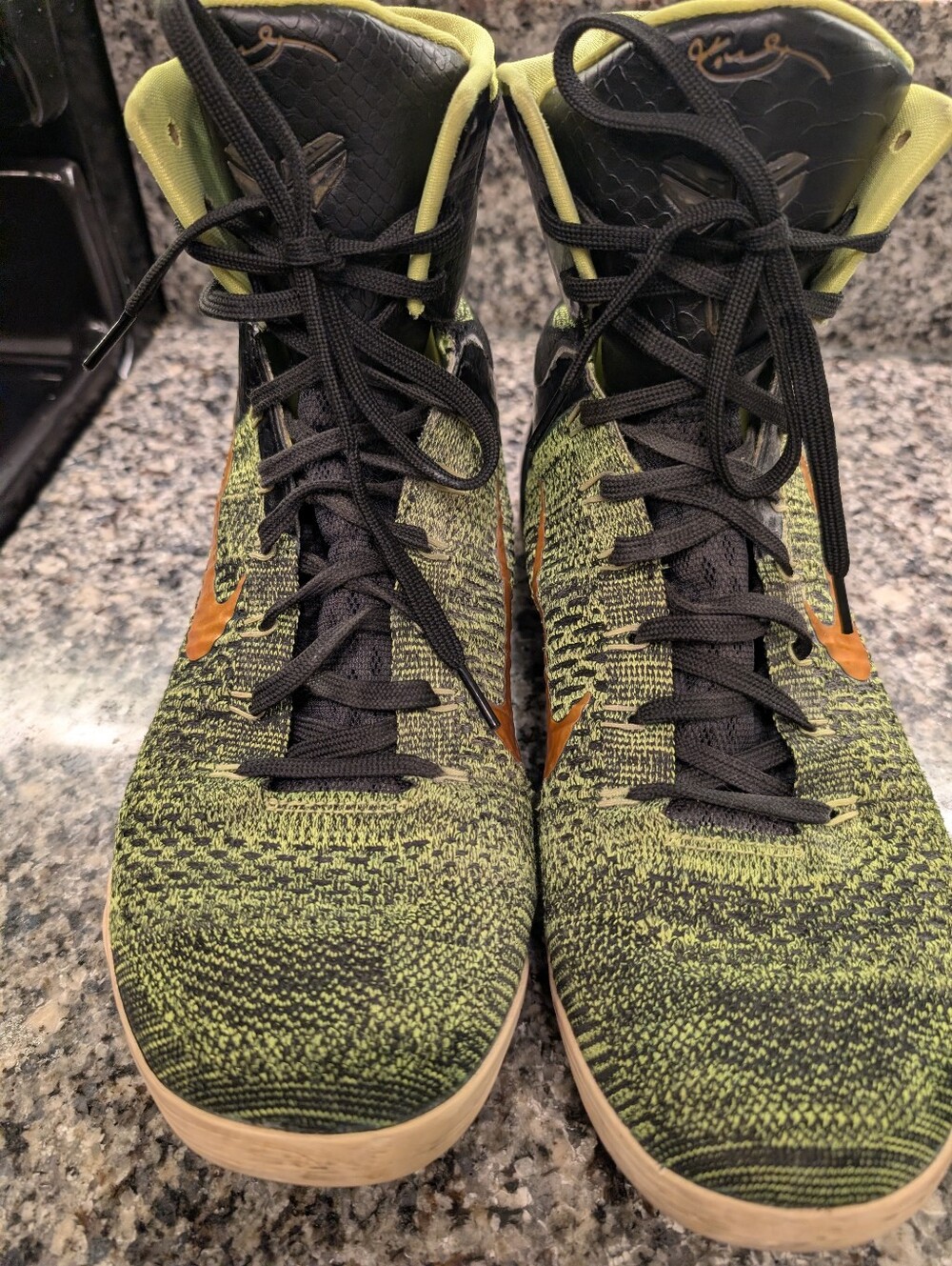 Nike Elite Victory Kobe Bryant Knit Hitops Size 12